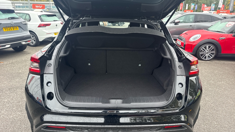 Nissan Juke 1.0 DiG-T Tekna 5dr Petrol Hatchback